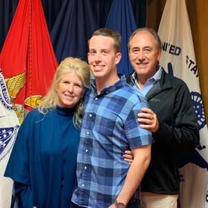 Meet your Posher, Nicolas